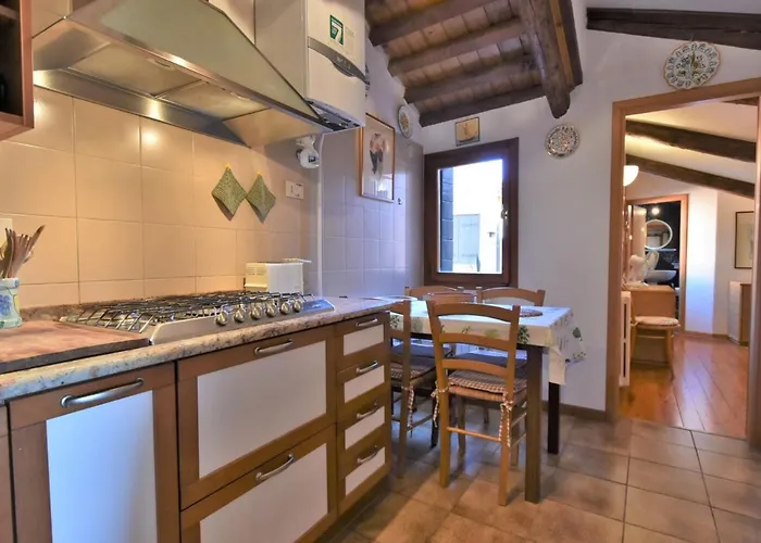 Fondamenta Del Rielo By Interhome * Velence